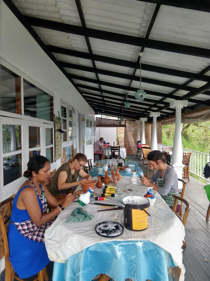 Отель Welikande Yoga Retreats Дигана Экстерьер фото