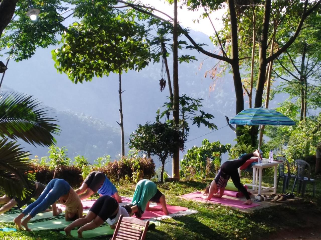 Отель Welikande Yoga Retreats Дигана Экстерьер фото